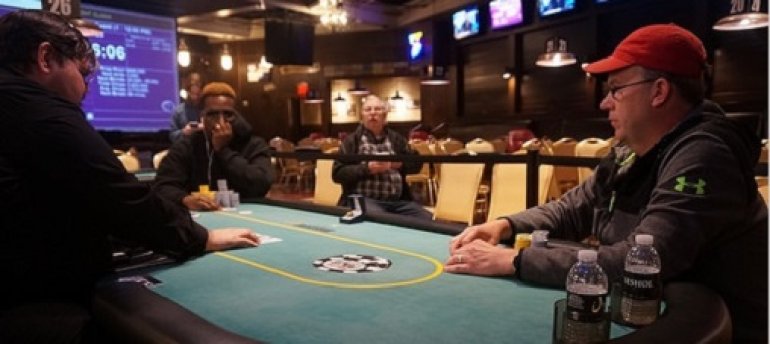 2017 Horseshoe Council Bluffs ME heads-up